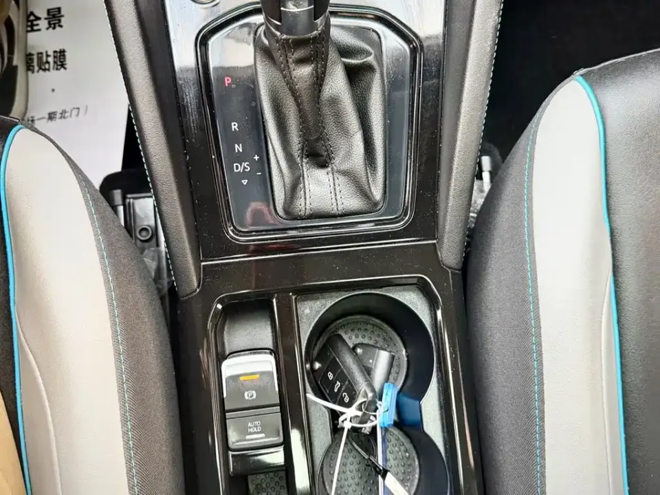 Jetta VS5