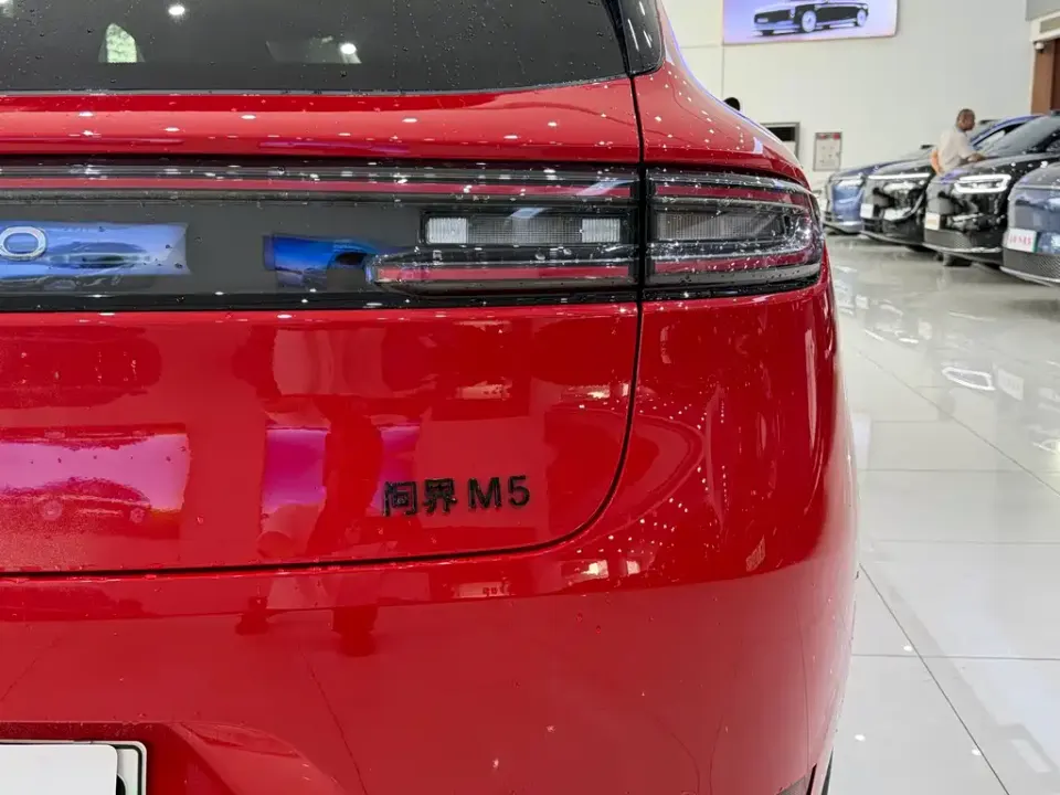 AITO AITO M5