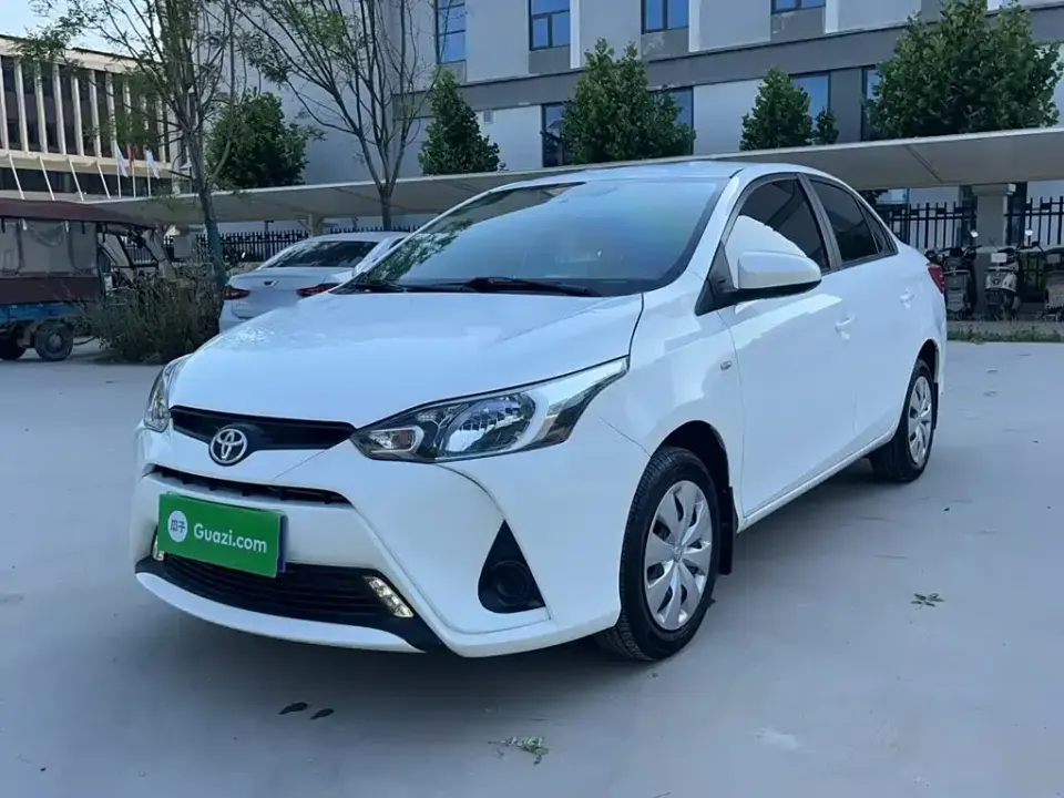 Toyota Yaris L