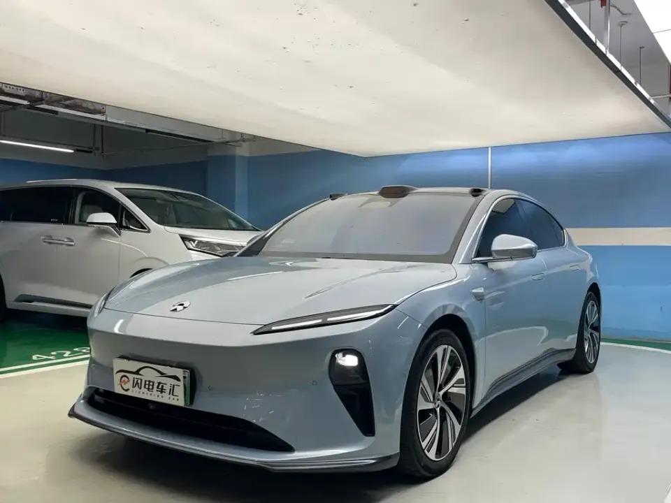 Nio ET5