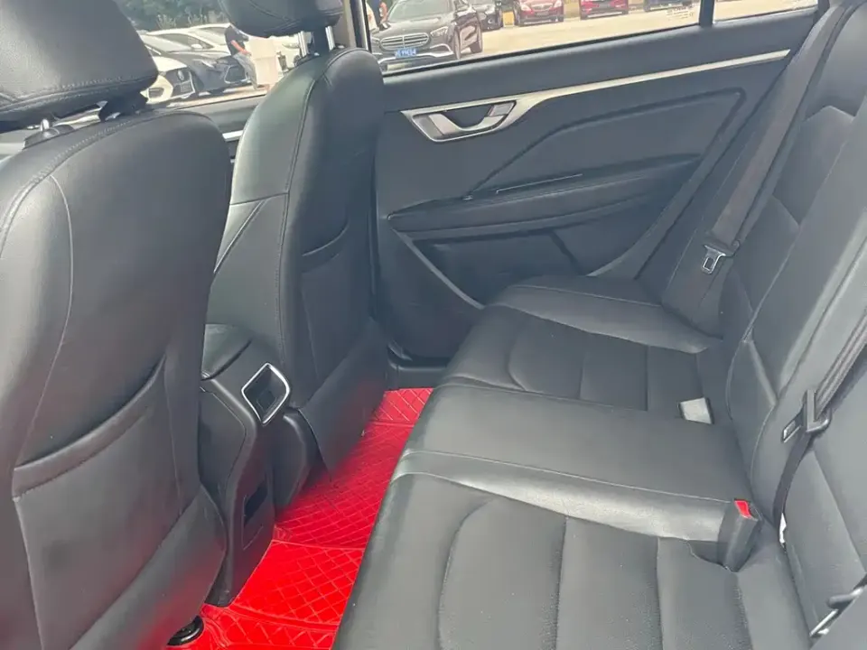 Geely Vision