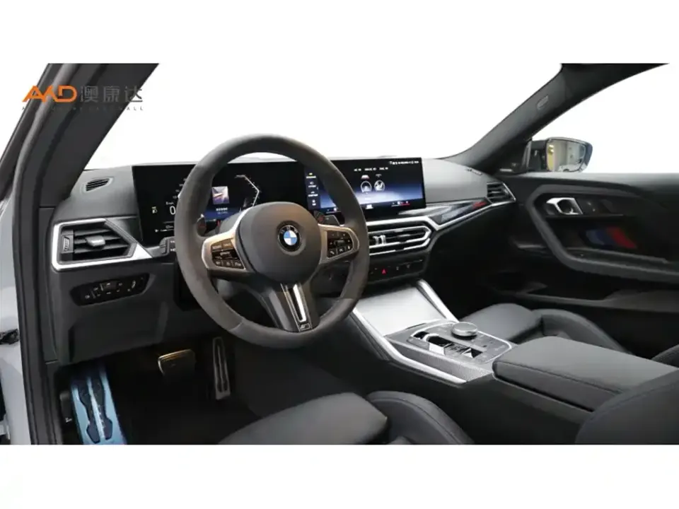 BMW M240i