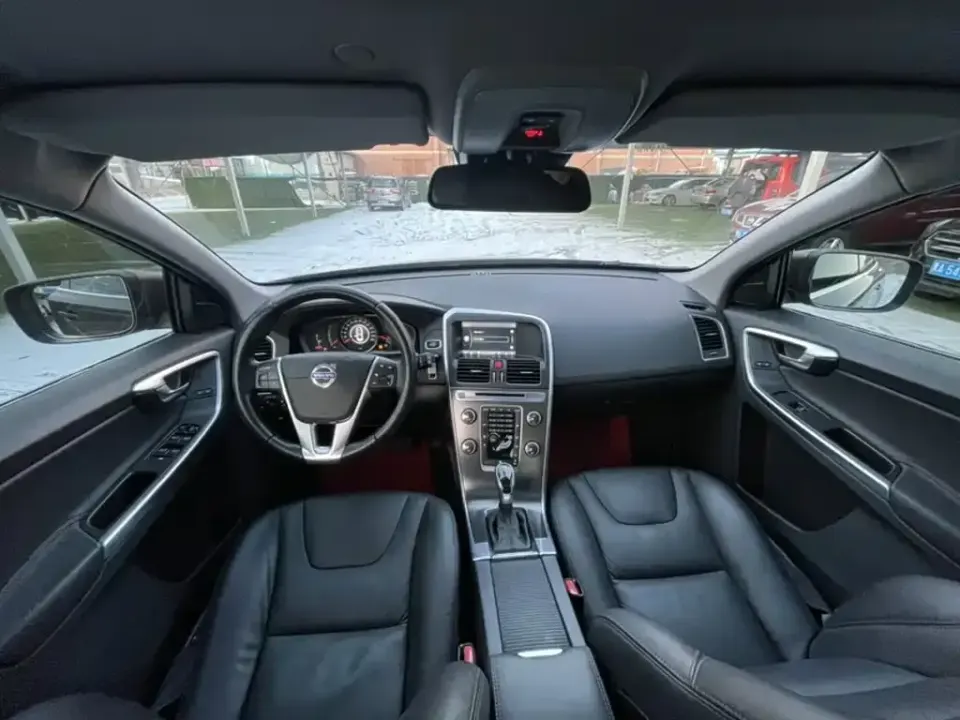 Volvo XC60 (Import)
