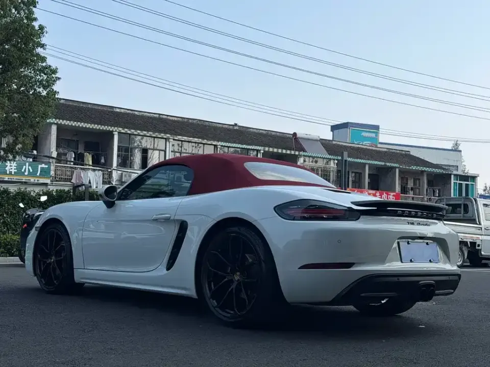 Porsche 718