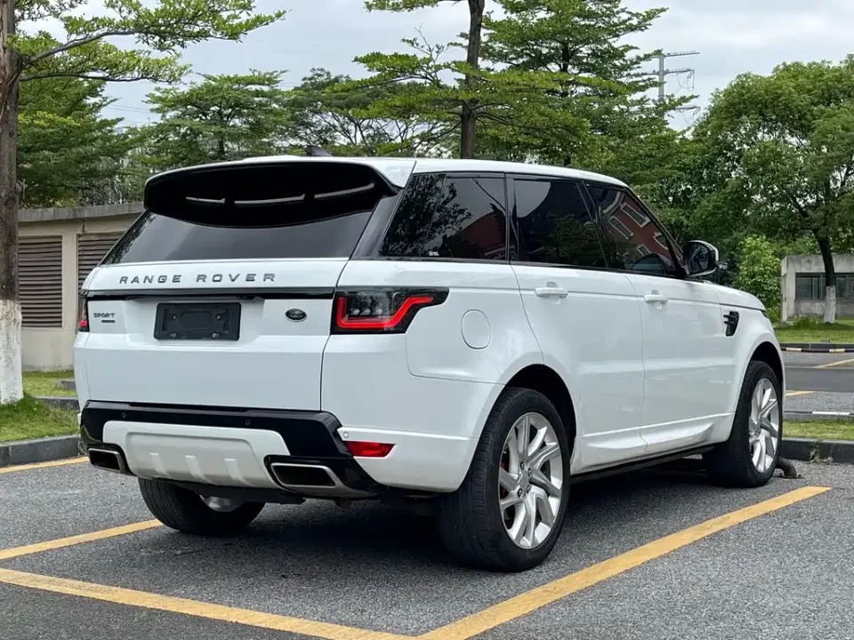 Land Rover Sport