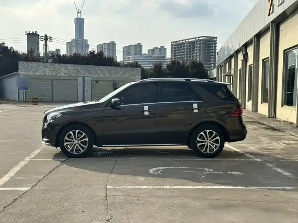 Mercedes-Benz GLE (Import)