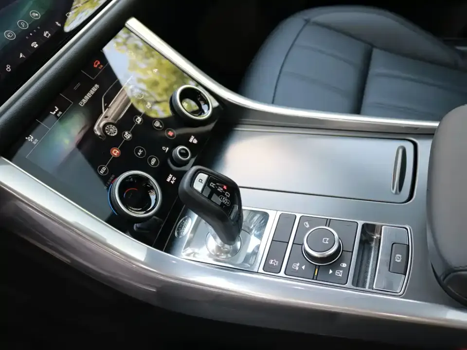 Land Rover Sport