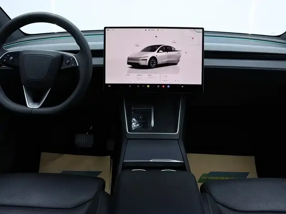 Tesla Model Y L