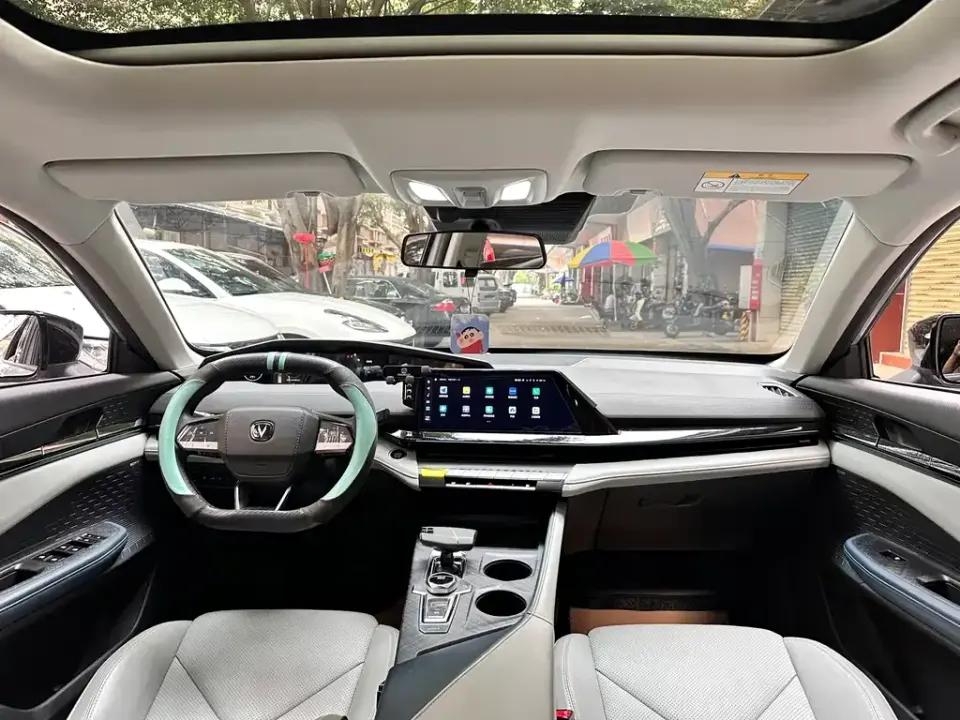 Changan UNI-V iDD