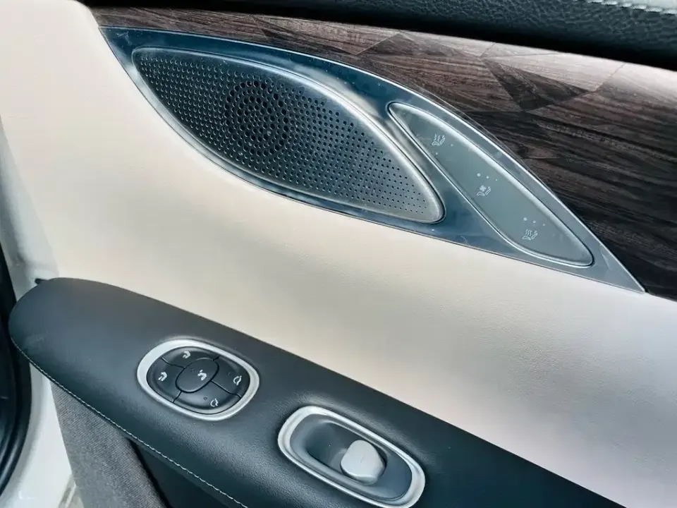 IM Motors IM LS7