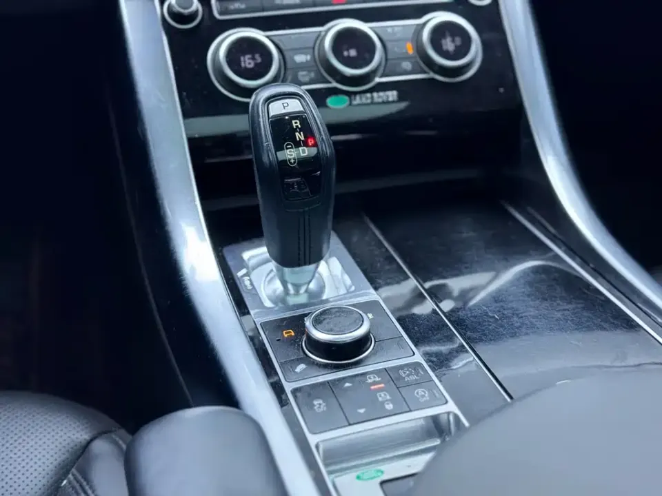 Land Rover Sport