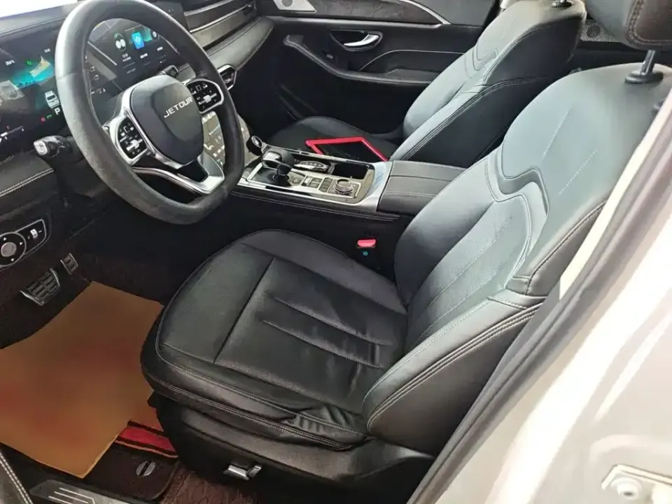 Jetour X90