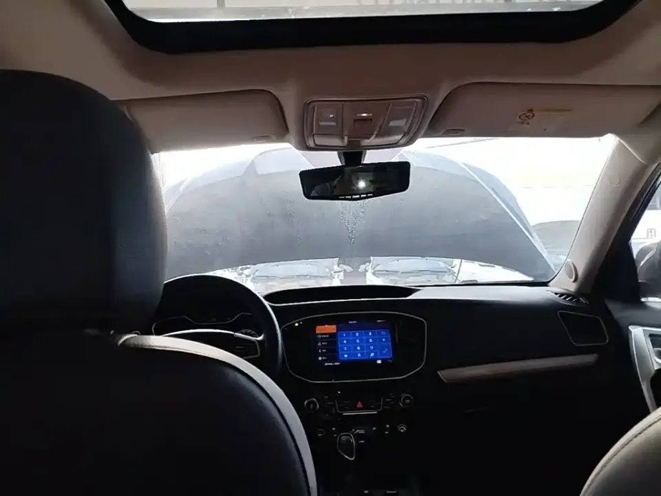 Geely Vision X6