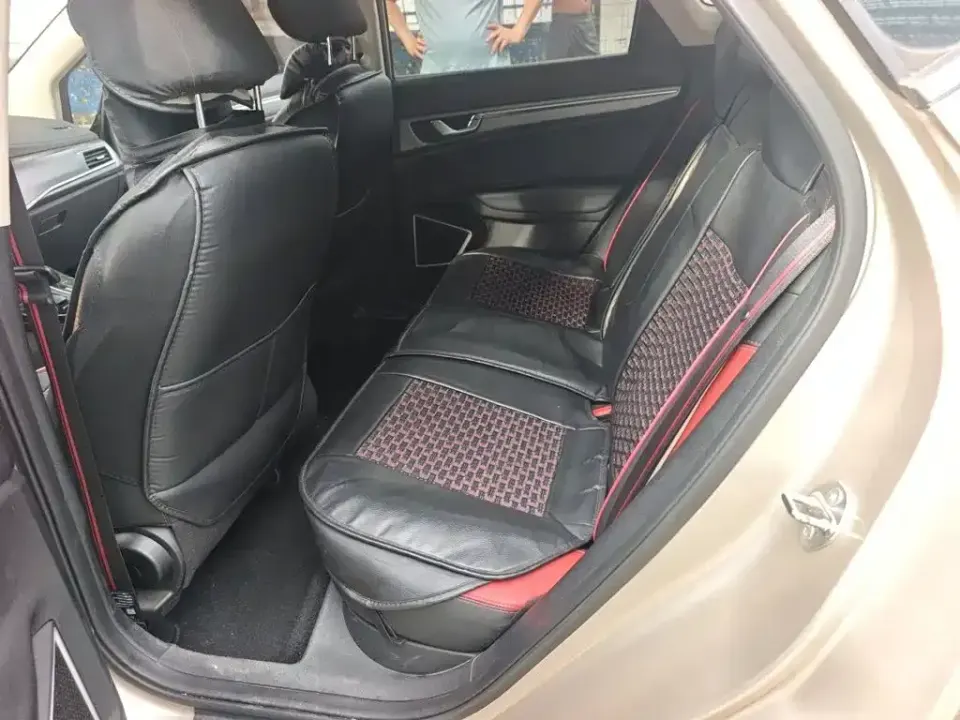 Geely Emgrand GS