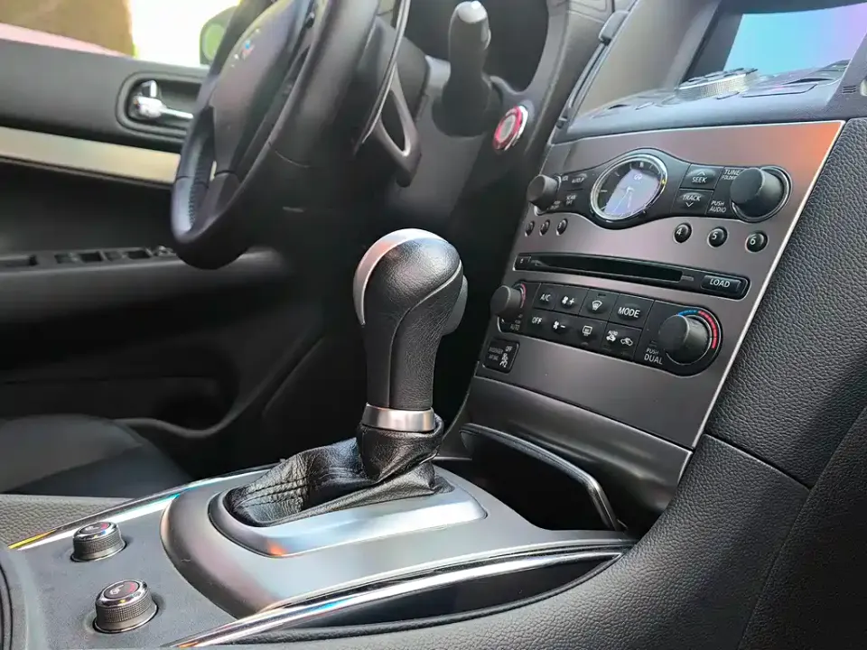 Infiniti G