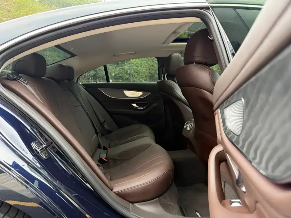 Mercedes-Benz CLS