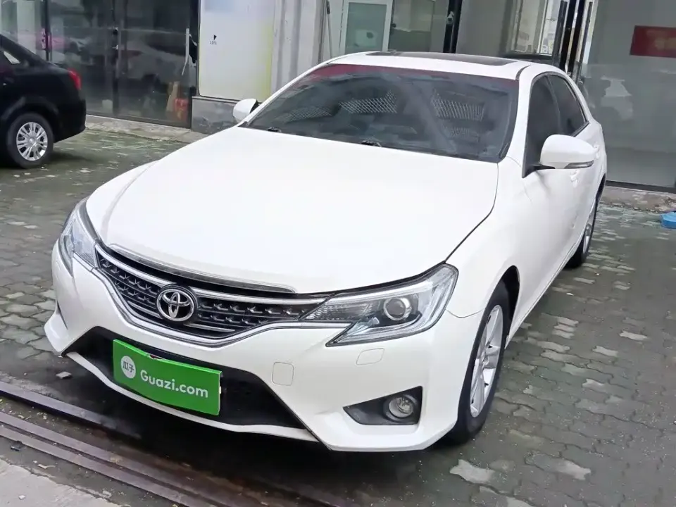 Toyota Reiz