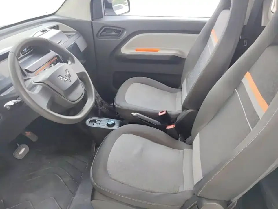 Wuling MINIEV