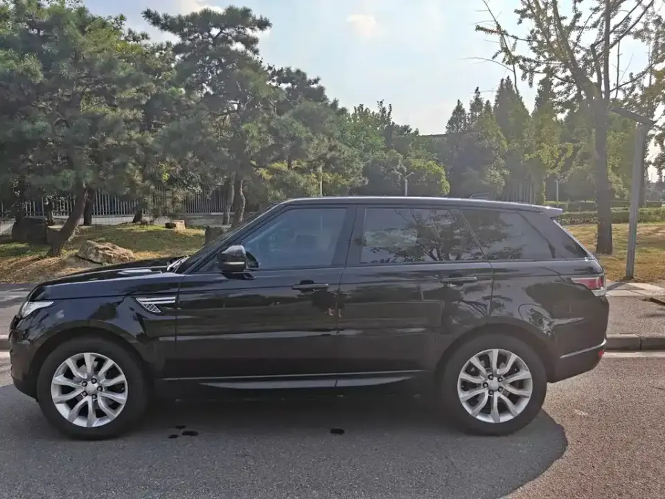 Land Rover Sport