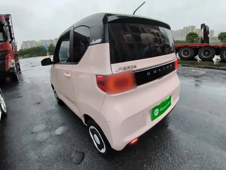 Wuling MINIEV