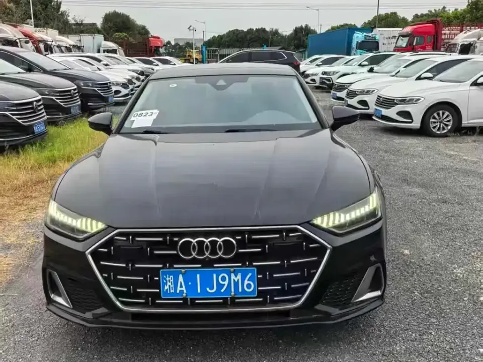Audi A7L