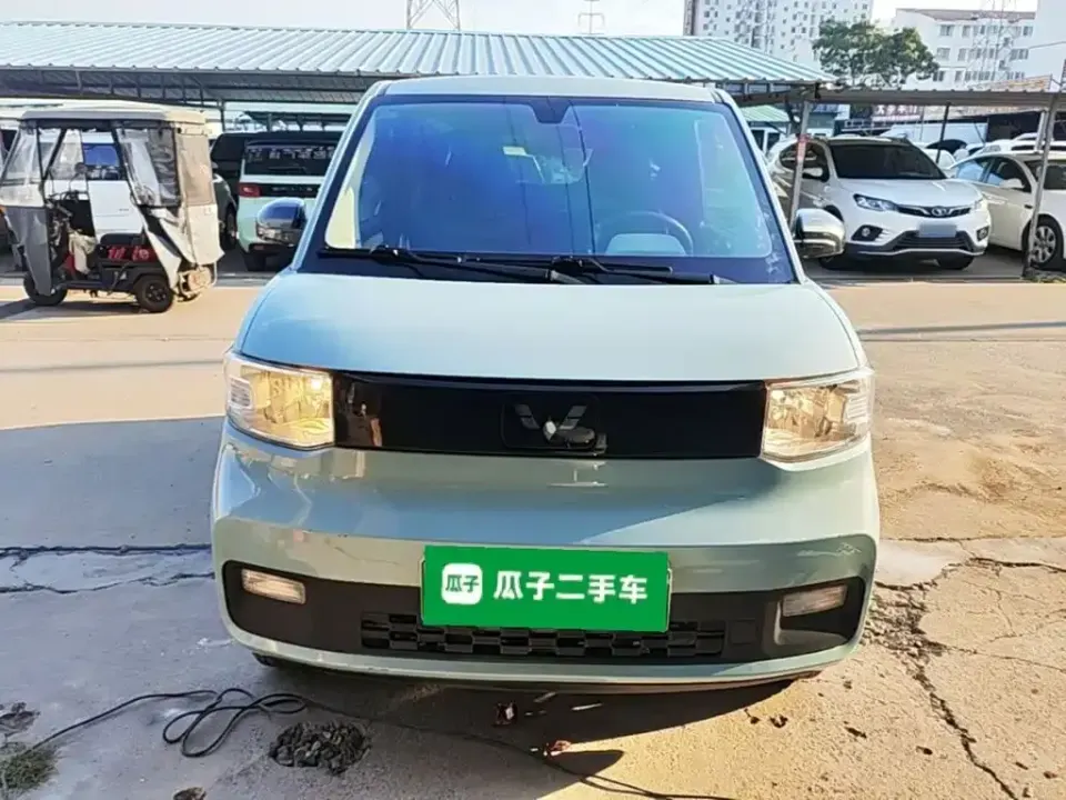 Wuling MINIEV