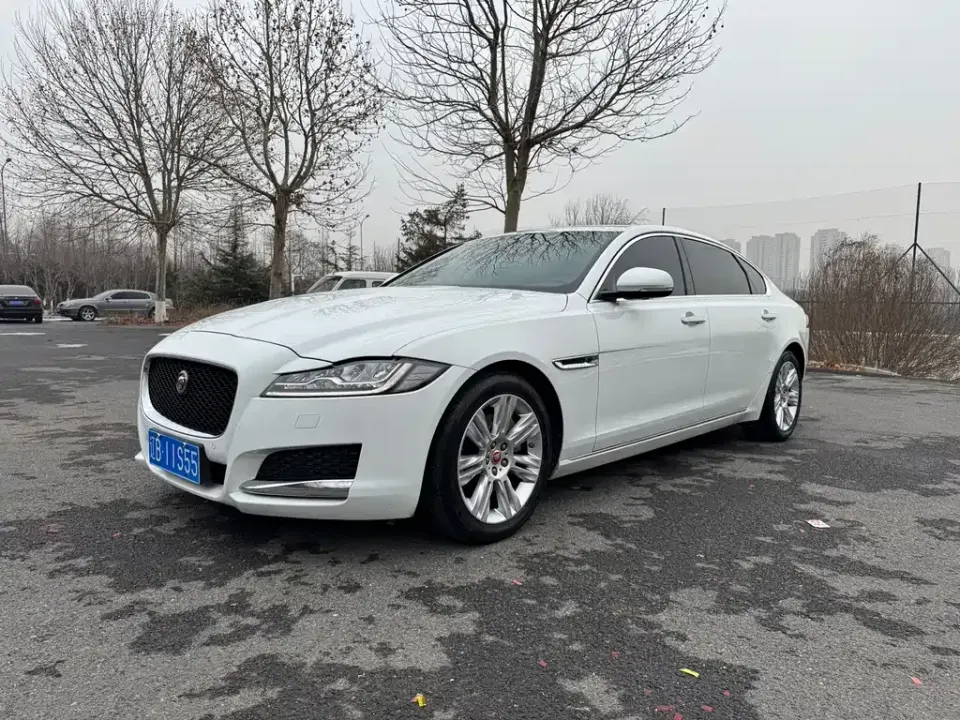 Jaguar XFL