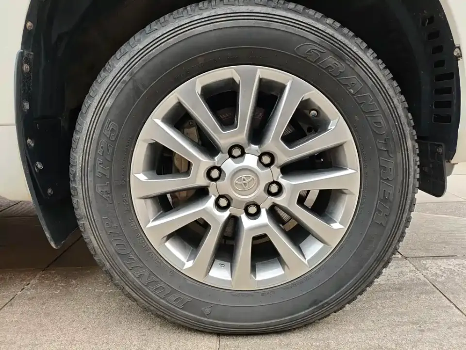 Toyota Prado