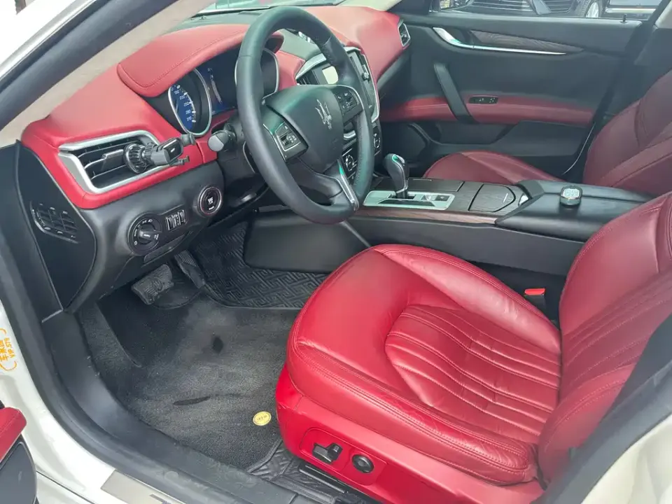 Maserati Ghibli
