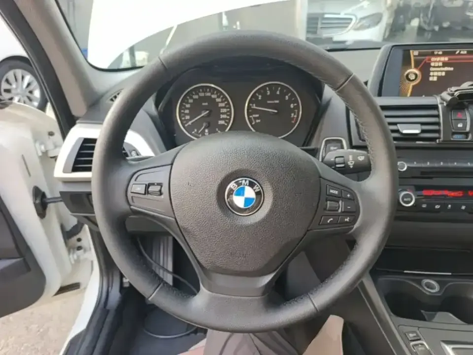 BMW 1 Series (Import)