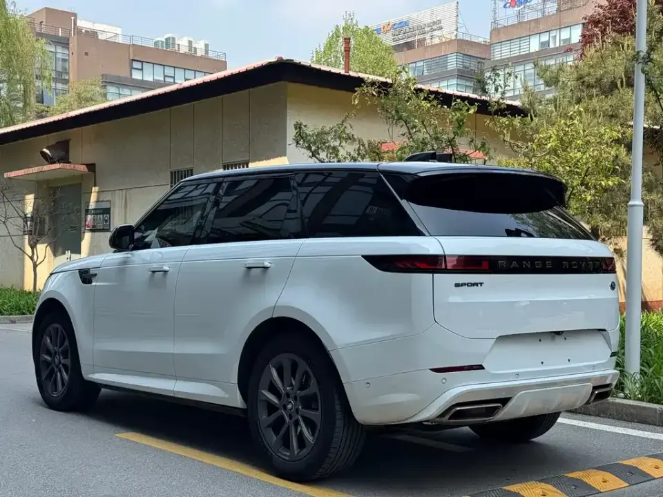Land Rover Sport