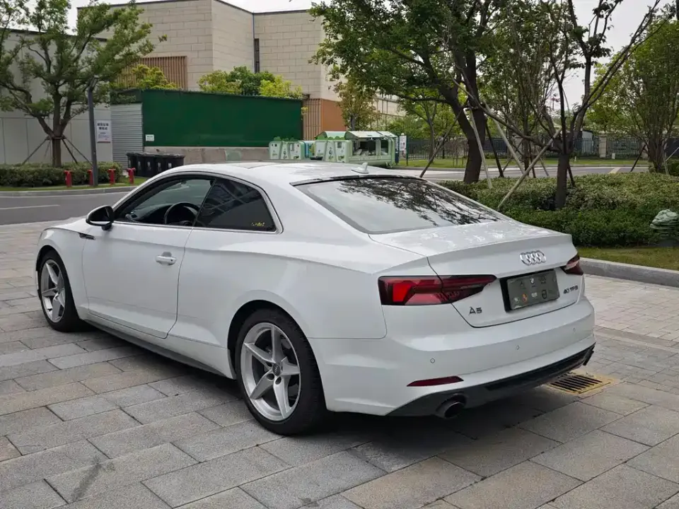 Audi A5 (Import)