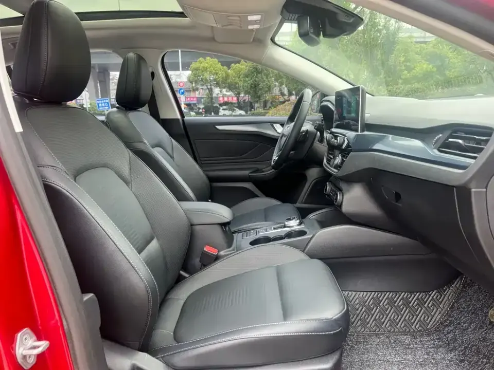 Ford Focus Active