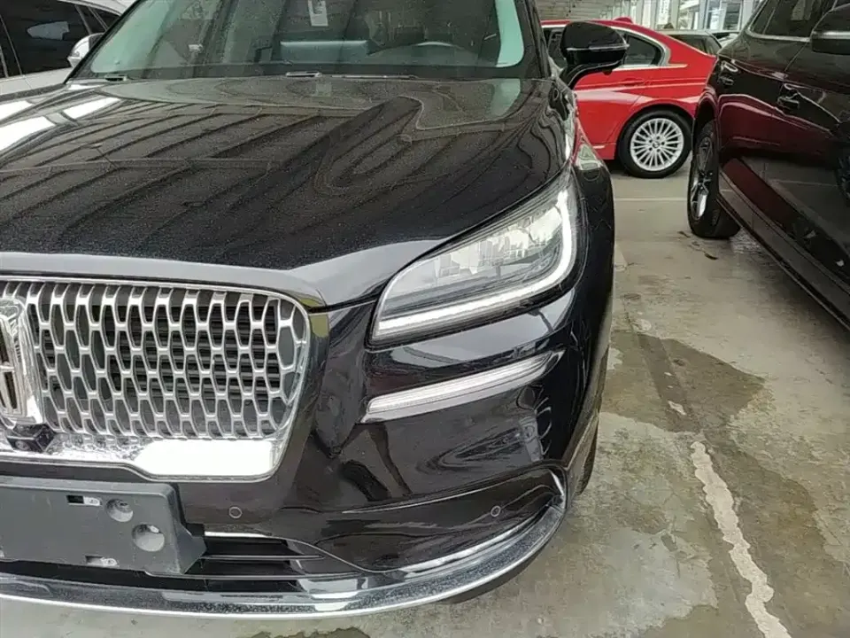 Lincoln Corsair