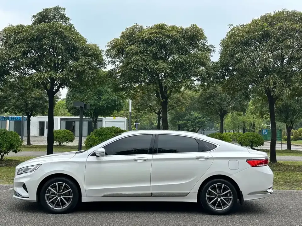 Geely Borui