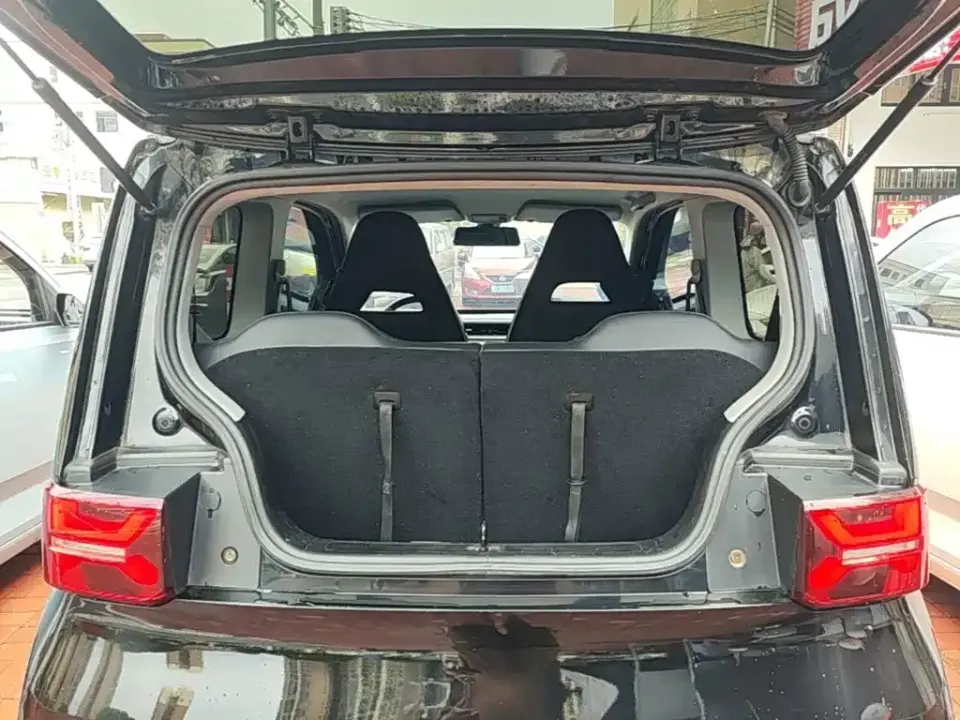 Wuling MINIEV