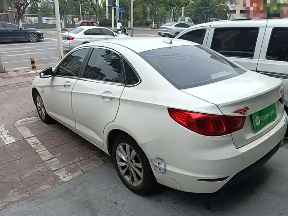 BAIC Senova D50