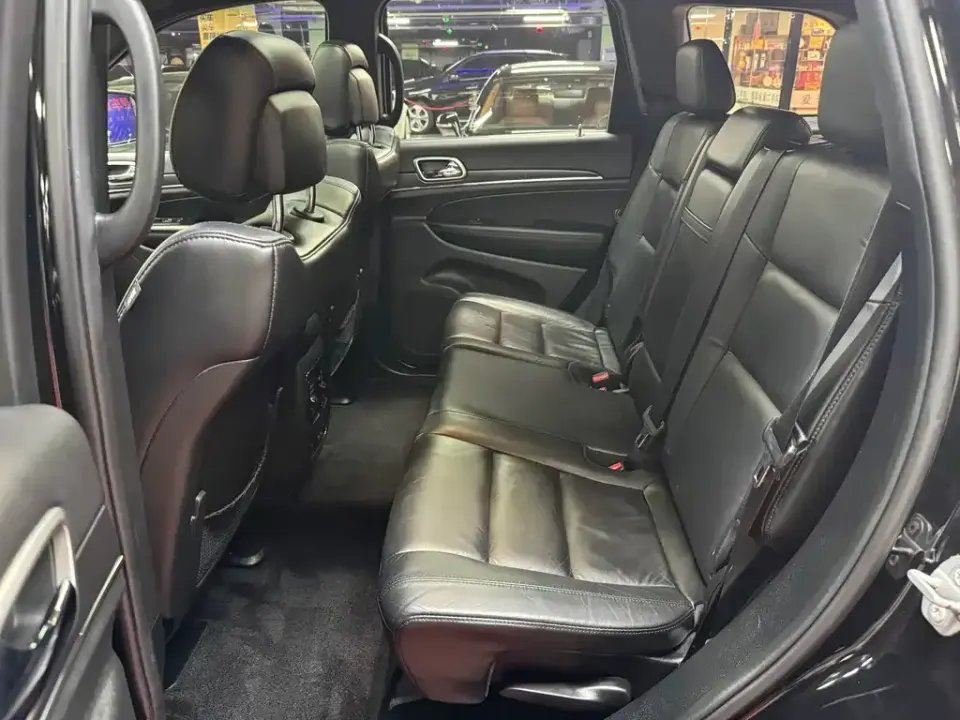 Jeep Grand Cherokee (Import)