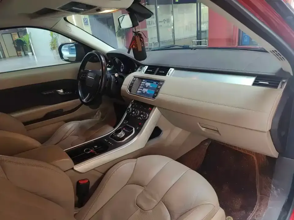 Land Rover Evoque (Import)