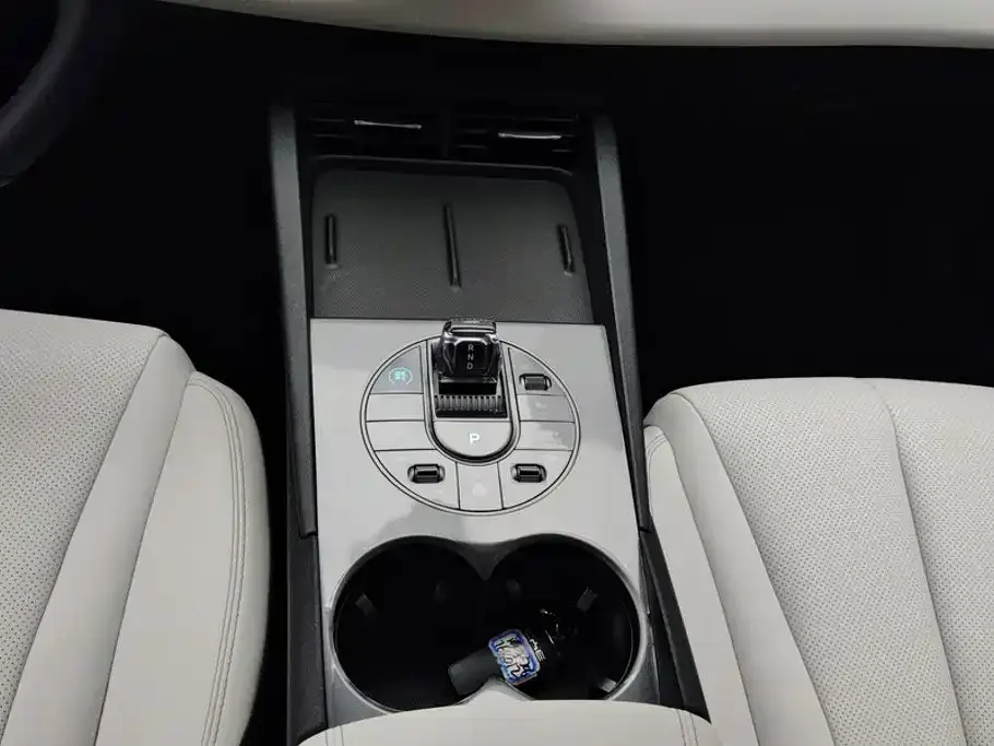 BYD Seal 06