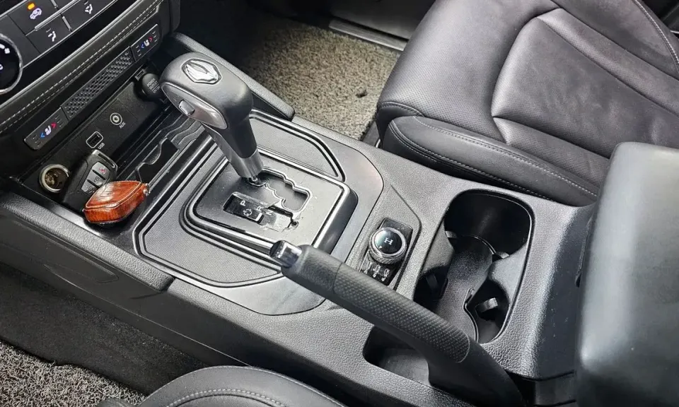 KG_Mobility_Ssangyong Rexton