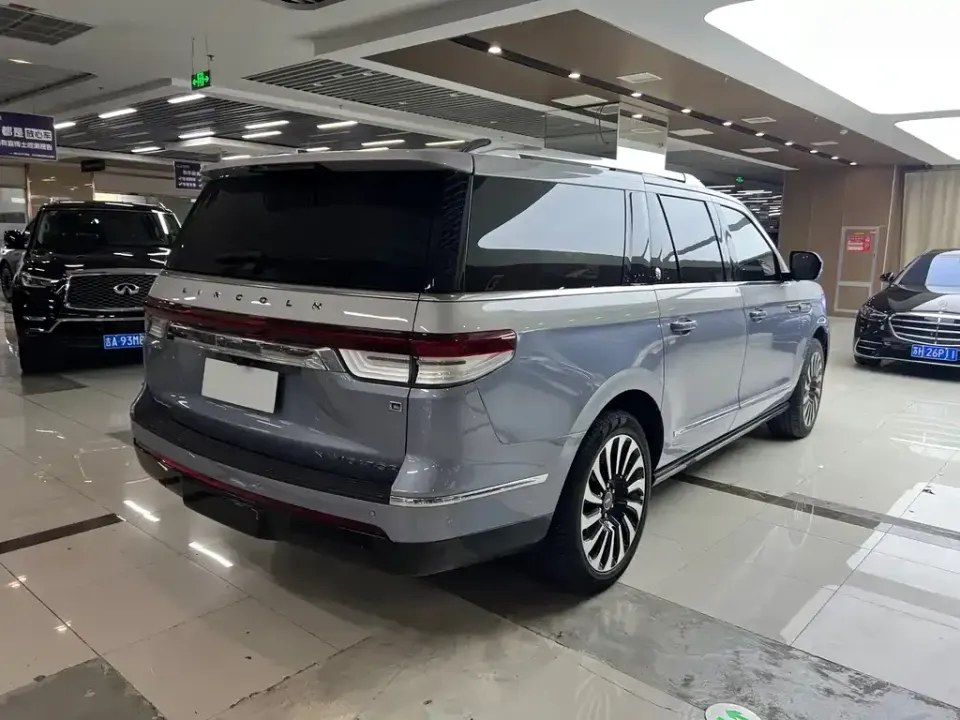 Lincoln Navigator One