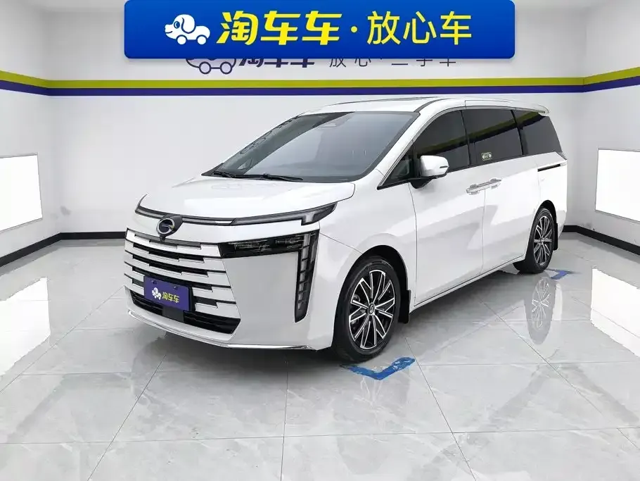 GAC Trumpchi E8
