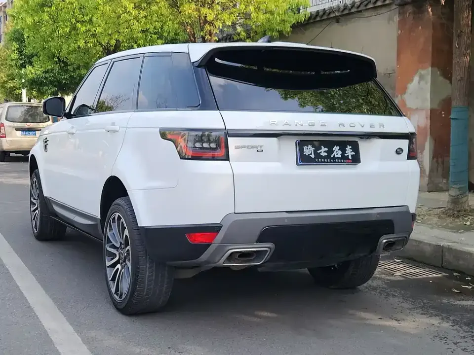 Land Rover Sport