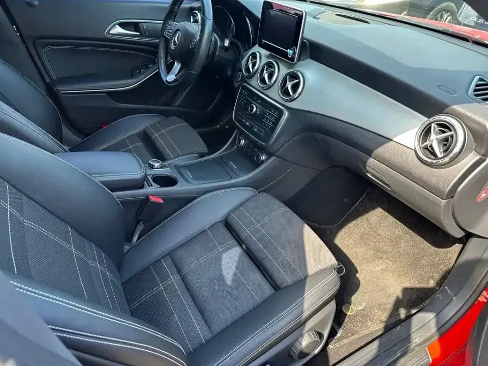 Mercedes-Benz CLA (Import)