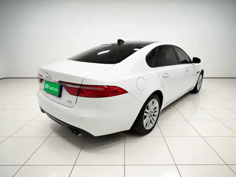 Jaguar XFL