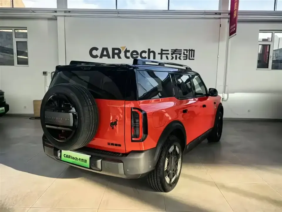 Ford Bronco Basecamp