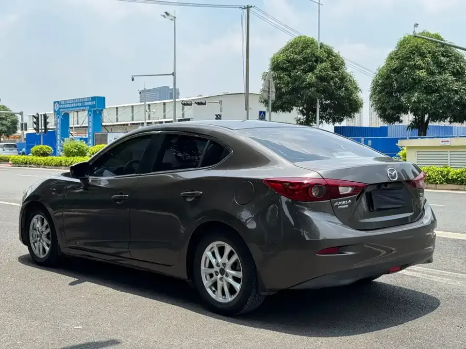 Mazda 3 Axela