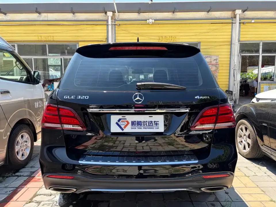 Mercedes-Benz GLE (Import)