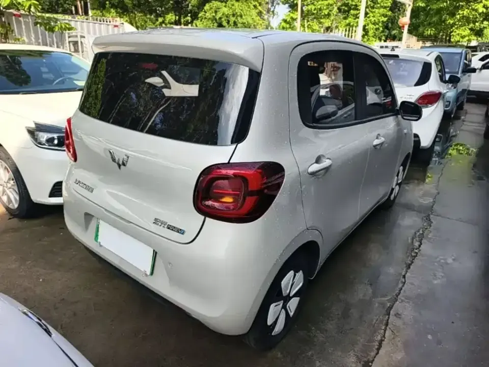 Wuling MINIEV